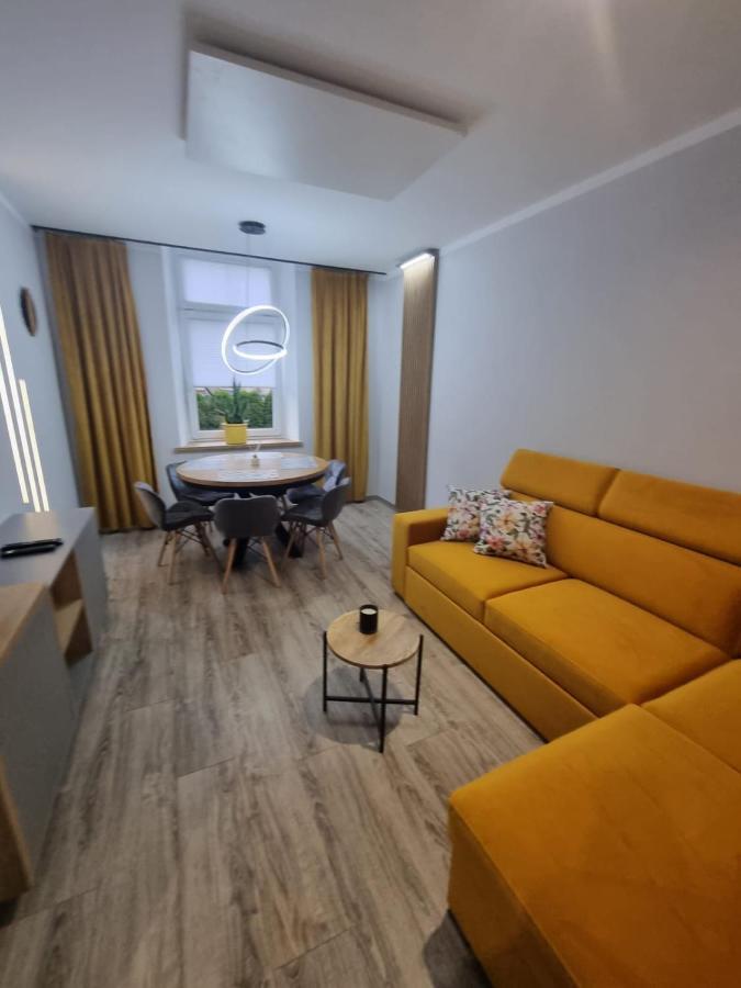 Apartament Lux Lemon Jelenia Góra Eksteriør billede