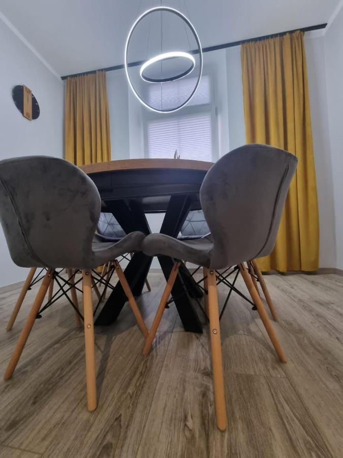 Apartament Lux Lemon Jelenia Góra Eksteriør billede