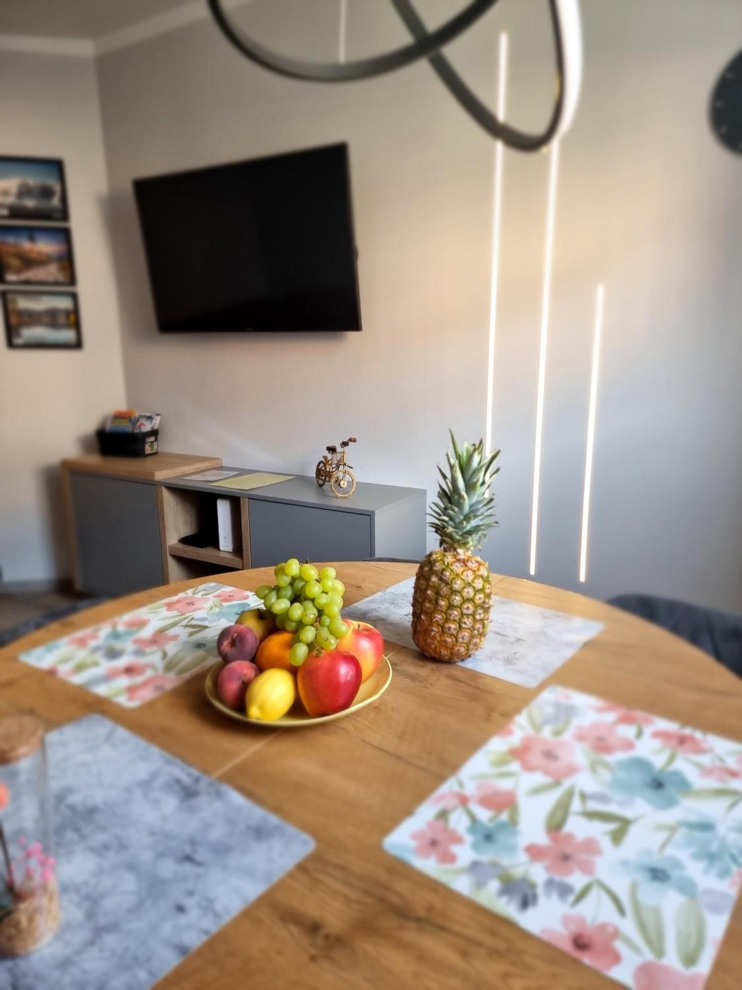 Apartament Lux Lemon Jelenia Góra Eksteriør billede