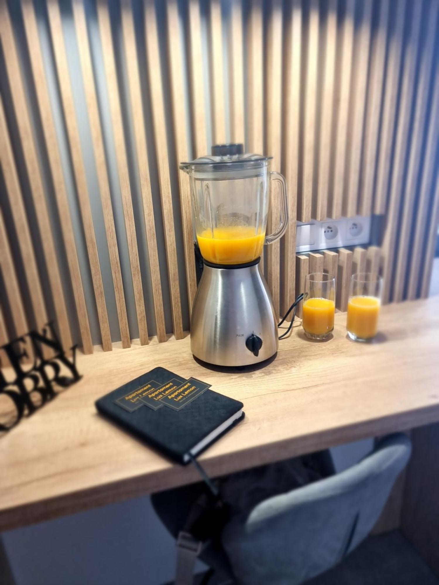 Apartament Lux Lemon Jelenia Góra Eksteriør billede